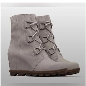 Sorel Women's Joan of Arctic Wedge II Waterproof Boots Grey Sz 10 Winter Fall